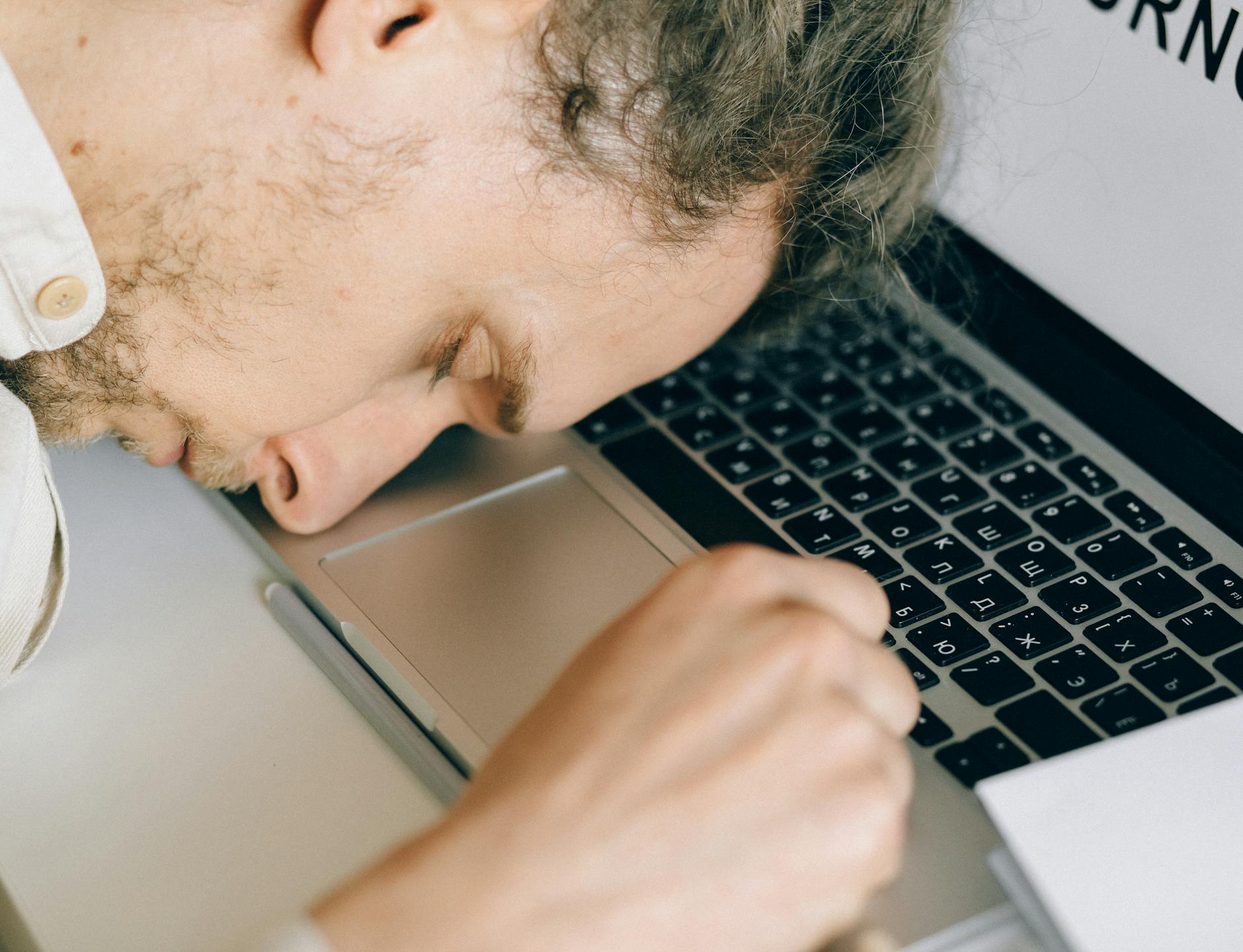 仕事しんどい原因