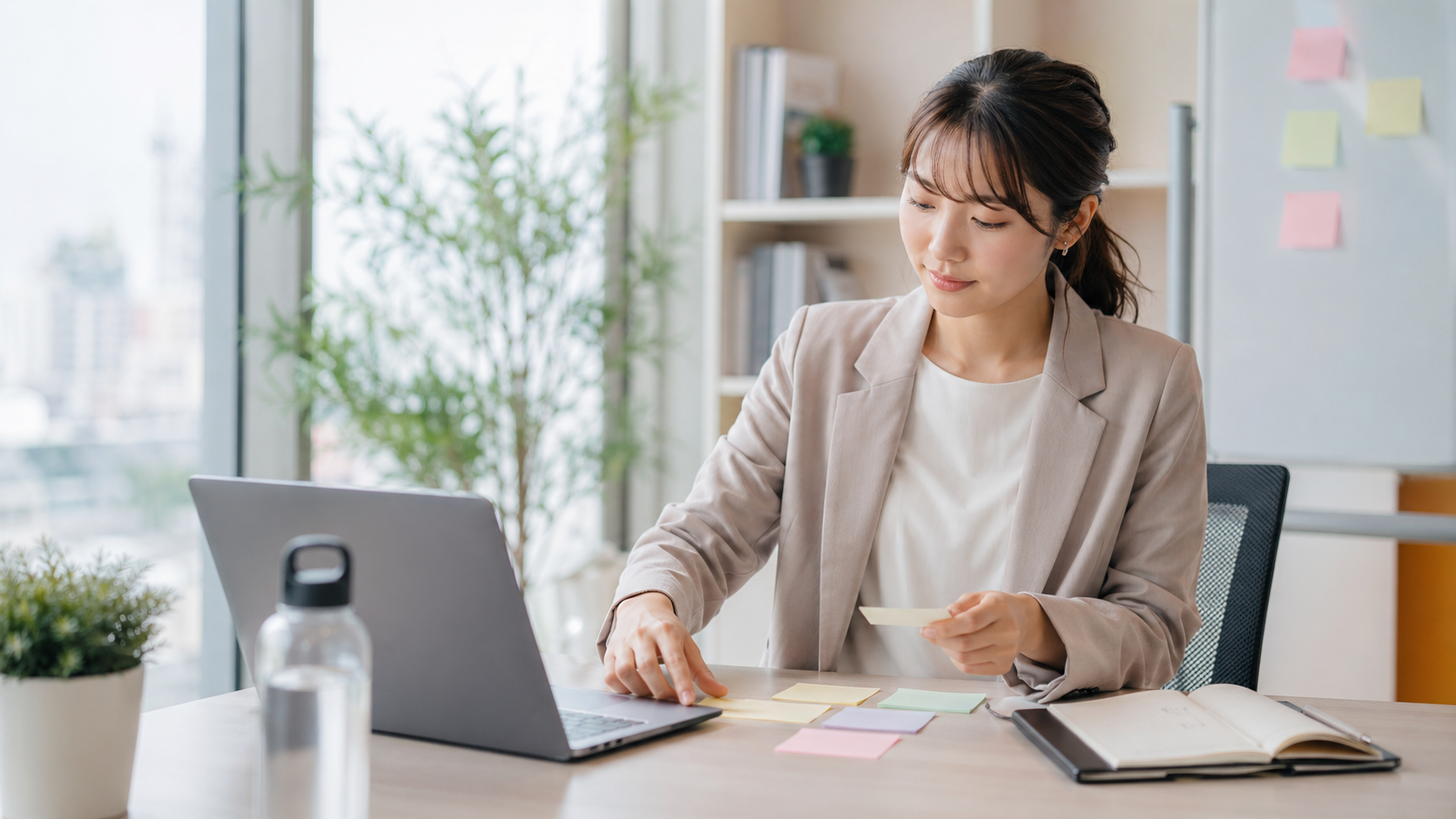 仕事が適当になる時にタスクを整理して対処する会社員